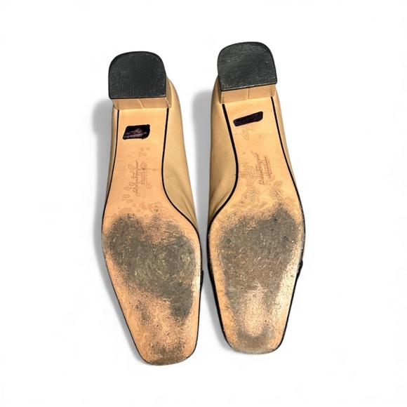 Salvatore Ferragamo VTG Square Toe Block Heel Pumps Tan Patent Leather Size 9B - Picture 11 of 17
